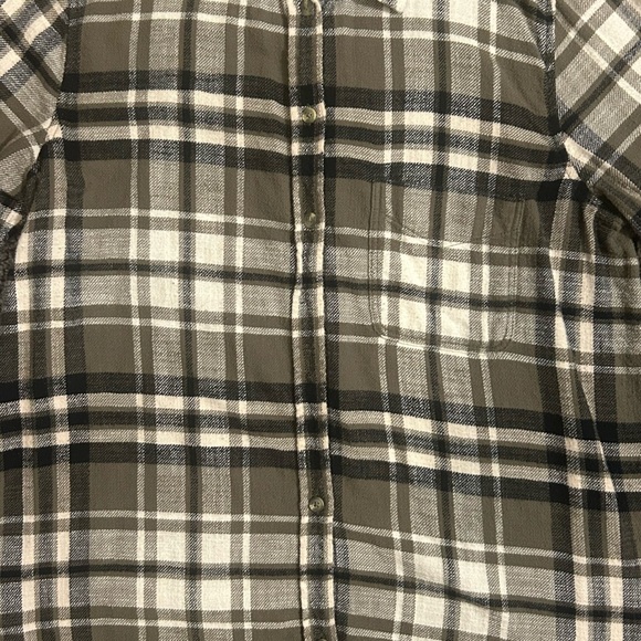 American Eagle Outfitters Black and White Flannel Shirt - Picture 6 of 7